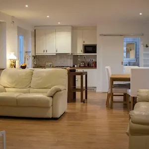7ti7 Telhal Apartamento